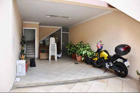 Casa à venda com 166m², 3 quartos e 3 vagasGaragem