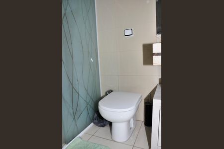 Casa à venda com 166m², 3 quartos e 3 vagasDetalhe - Banheiro Social