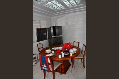 Casa à venda com 166m², 3 quartos e 3 vagasDetalhe - Copa