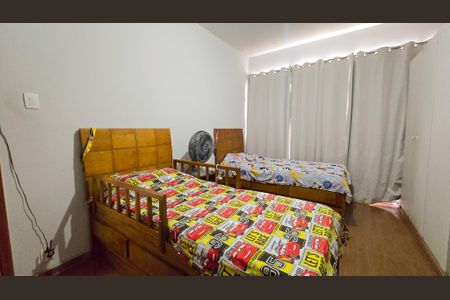 Apartamento à venda com 115m², 3 quartos e 1 vagaQuarto 2