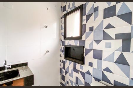 Casa à venda com 130m², 3 quartos e 2 vagasBanheiro da Suíte 1