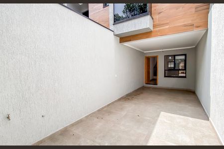 Casa à venda com 130m², 3 quartos e 2 vagasGaragem