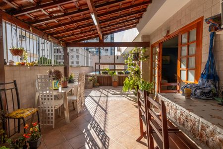 Apartamento à venda com 168m², 3 quartos e 2 vagasCobertura