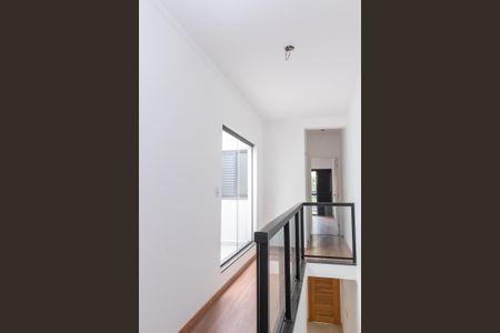 Casa à venda com 110m², 3 quartos e 3 vagasCorredor