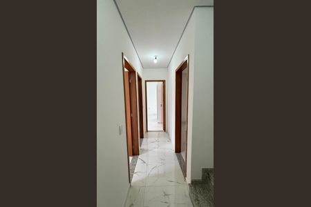 Casa à venda com 120m², 3 quartos e 3 vagasCorredor