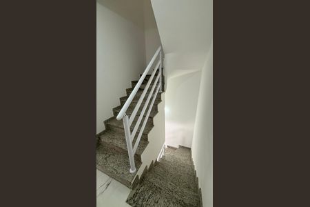 Escada de casa à venda com 3 quartos, 120m² em Paraíso, Santo André