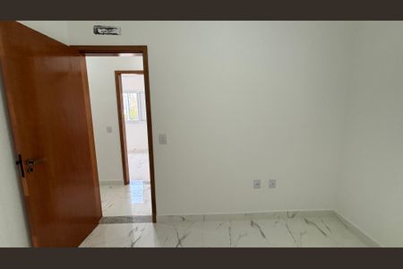 Casa à venda com 120m², 3 quartos e 3 vagasQuarto 2