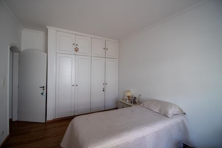 Casa à venda com 698m², 4 quartos e 4 vagasQuarto 1