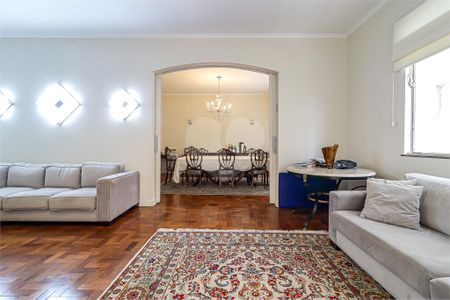 Apartamento à venda com 3 quartos, 270m² em Cerqueira César, São Paulo