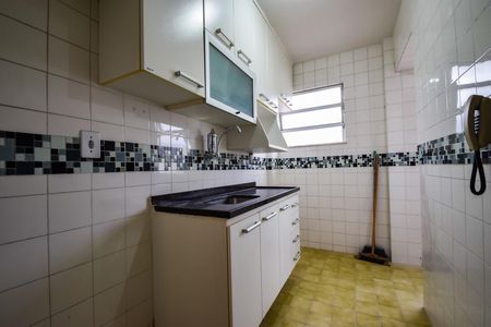 Apartamento à venda com 55m², 2 quartos e 1 vaga Apartamento à venda com 55m², 2 quartos e 1 vagaCozinha