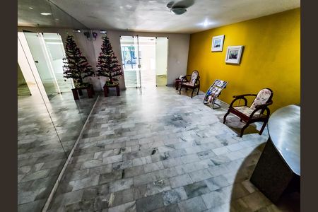 Apartamento à venda com 55m², 2 quartos e 1 vaga Apartamento à venda com 55m², 2 quartos e 1 vagaHall de entrada