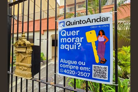 Apartamento à venda com 55m², 2 quartos e 1 vaga Apartamento à venda com 55m², 2 quartos e 1 vagaPlaquinha