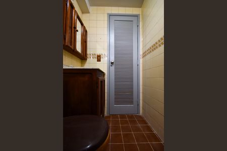 Apartamento à venda com 55m², 2 quartos e 1 vaga Apartamento à venda com 55m², 2 quartos e 1 vagaBanheiro Social