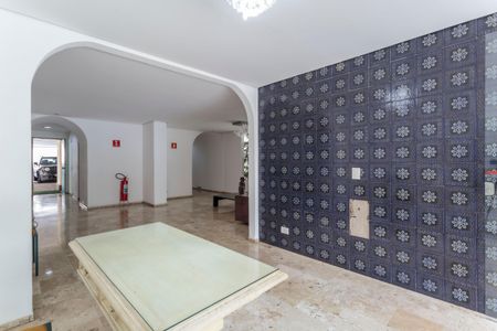 Apartamento para alugar com 67m², 2 quartos e 1 vaga Apartamento para alugar com 67m², 2 quartos e 1 vagaHall social