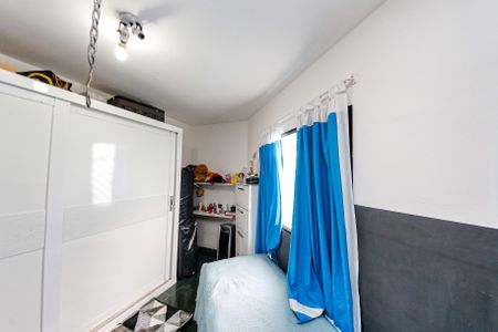 Casa à venda com 221m², 2 quartos e 2 vagas Casa à venda com 221m², 2 quartos e 2 vagasQuarto 2