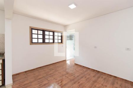 Casa para alugar com 2 quartos, 50m² em Vila Gustavo, São Paulo