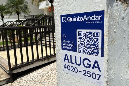 Apartamento para alugar com 263m², 3 quartos e 1 vaga Apartamento para alugar com 263m², 3 quartos e 1 vagaPlaca