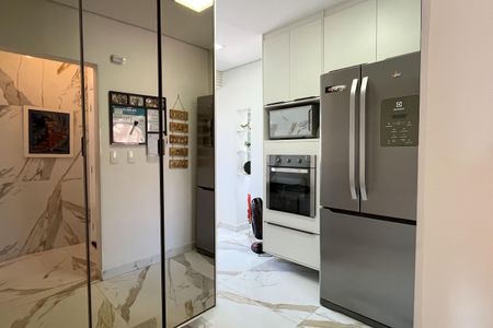 Apartamento para alugar com 263m², 3 quartos e 1 vaga Apartamento para alugar com 263m², 3 quartos e 1 vagaCozinha e Área de Serviço