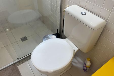 Apartamento para alugar com 263m², 3 quartos e 1 vaga Apartamento para alugar com 263m², 3 quartos e 1 vagaBanheiro da Suíte