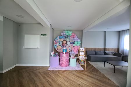 Apartamento para alugar com 34m², 2 quartos e sem vagaÁrea comum - Salão de festas