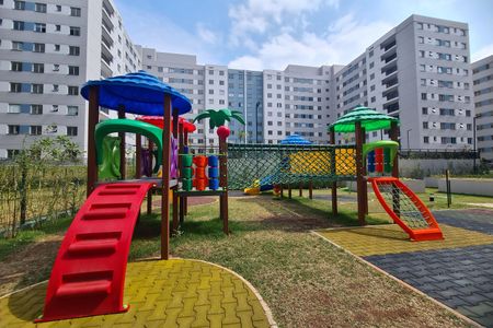 Apartamento para alugar com 34m², 2 quartos e sem vagaÁrea comum - Playground