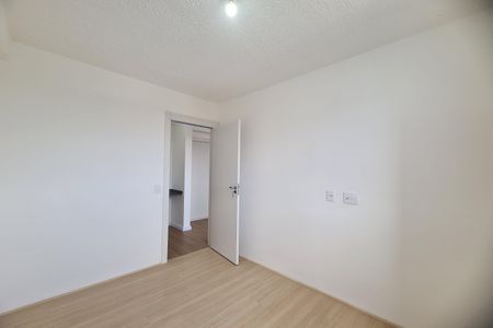 Quarto 2 de apartamento para alugar com 2 quartos, 38m² em Cidade São Mateus, São Paulo