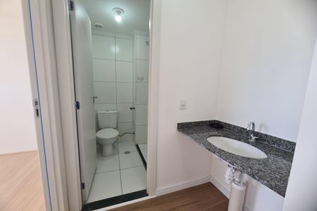 Banheiro de apartamento para alugar com 2 quartos, 34m² em Cidade São Mateus, São Paulo