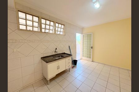 Casa para alugar com 2400m², 1 quarto e 20 vagasCozinha