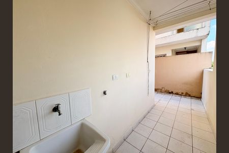 Casa para alugar com 2400m², 1 quarto e 20 vagasÁrea Serviço