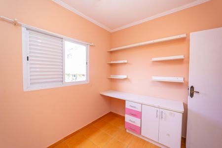 Casa à venda com 208m², 3 quartos e 2 vagasQuarto 2