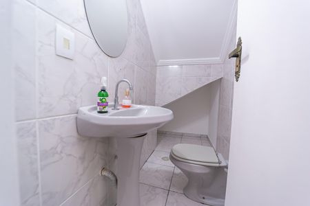 Casa à venda com 208m², 3 quartos e 2 vagasLavabo