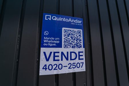 Casa à venda com 208m², 3 quartos e 2 vagasPlaquinha