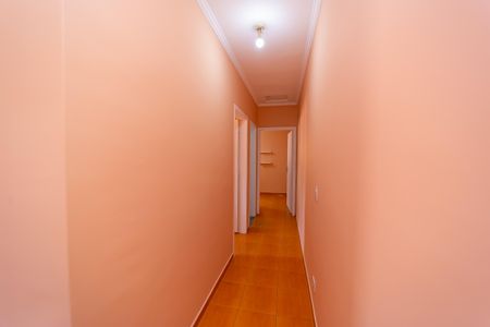 Casa à venda com 208m², 3 quartos e 2 vagasCorredor