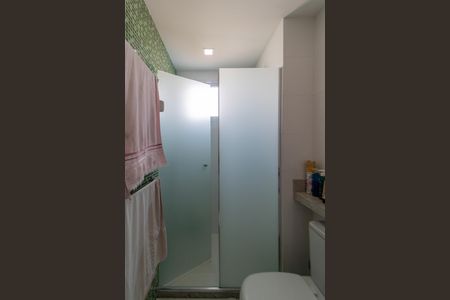 Apartamento à venda com 185m², 3 quartos e 3 vagas Apartamento à venda com 185m², 3 quartos e 3 vagasBanheiro da Suíte 1