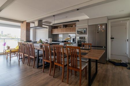 Apartamento à venda com 185m², 3 quartos e 3 vagas Apartamento à venda com 185m², 3 quartos e 3 vagasCozinha