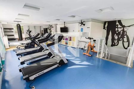 Apartamento à venda com 185m², 3 quartos e 3 vagas Apartamento à venda com 185m², 3 quartos e 3 vagasÁrea comum - Academia