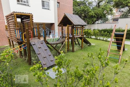 Apartamento à venda com 185m², 3 quartos e 3 vagas Apartamento à venda com 185m², 3 quartos e 3 vagasÁrea comum - Playground