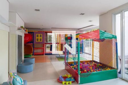 Apartamento à venda com 185m², 3 quartos e 3 vagas Apartamento à venda com 185m², 3 quartos e 3 vagasÁrea comum - Brinquedoteca