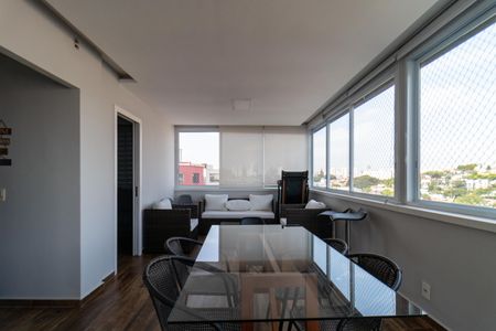 Apartamento à venda com 185m², 3 quartos e 3 vagas Apartamento à venda com 185m², 3 quartos e 3 vagasVaranda gourmet