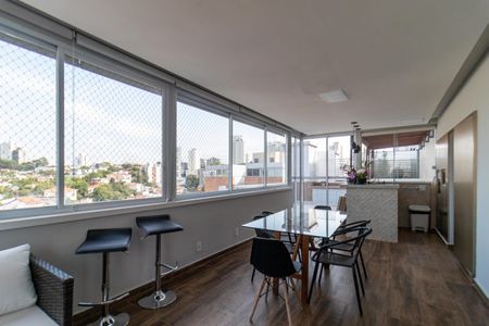 Apartamento à venda com 185m², 3 quartos e 3 vagas Apartamento à venda com 185m², 3 quartos e 3 vagasVaranda gourmet