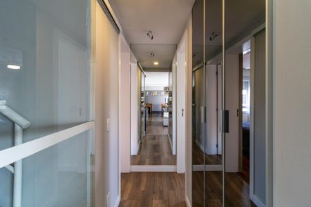 Apartamento à venda com 185m², 3 quartos e 3 vagas Apartamento à venda com 185m², 3 quartos e 3 vagasCorredor