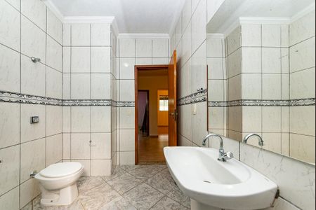 Casa à venda com 371m², 4 quartos e 8 vagas Casa à venda com 371m², 4 quartos e 8 vagasBanheiro Social 1