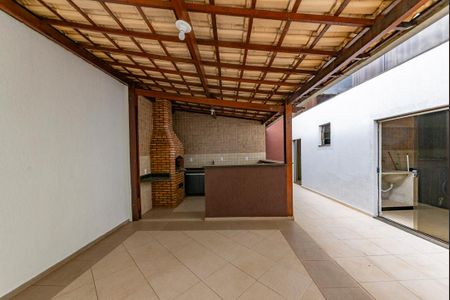 Casa à venda com 371m², 4 quartos e 8 vagas Casa à venda com 371m², 4 quartos e 8 vagasVaranda gourmet