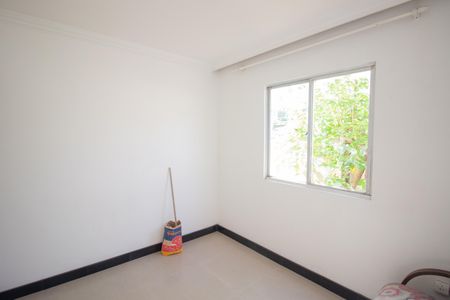 Quarto 2 de apartamento para alugar com 2 quartos, 50m² em Alvorada, Contagem