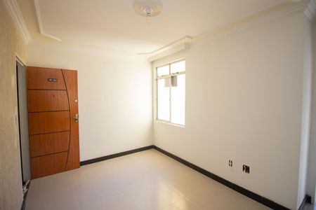 Sala de apartamento para alugar com 2 quartos, 50m² em Alvorada, Contagem