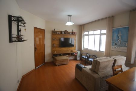 Sala de apartamento à venda com 3 quartos, 120m² em João Pinheiro, Belo Horizonte