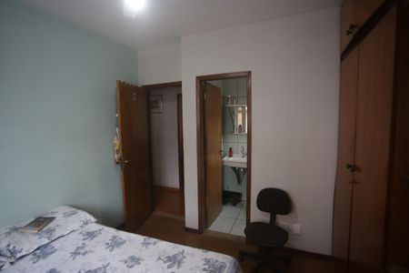 Apartamento à venda com 120m², 3 quartos e 1 vagaSuíte 