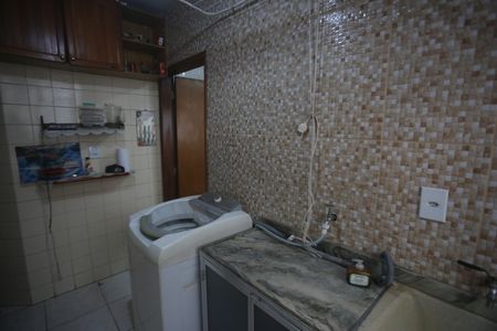 Apartamento à venda com 120m², 3 quartos e 1 vagaÁrea de serviço
