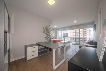 Sala de apartamento à venda com 1 quarto, 58m² em Santo Amaro, São Paulo