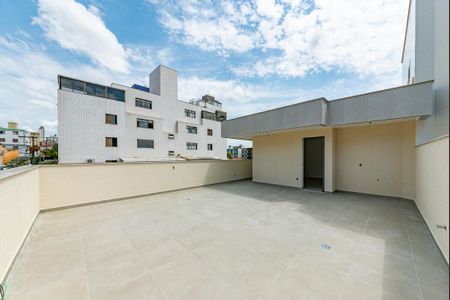 Apartamento à venda com 165m², 3 quartos e 2 vagasVaranda